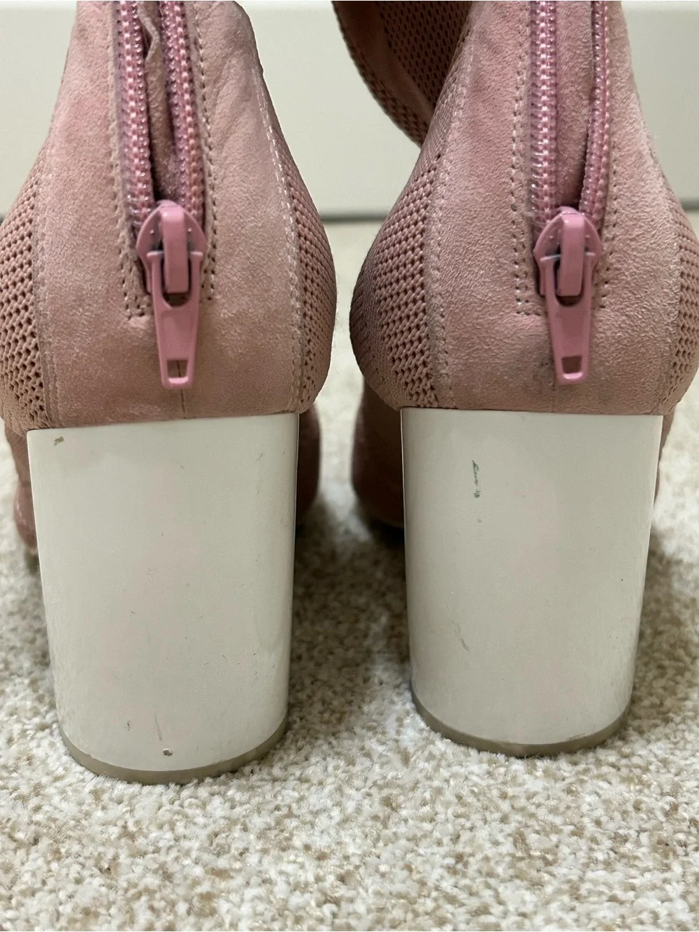 Jeffrey Campbell Dusty Rose Knit Pointed Sock Booties size 9